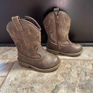 Size 5 baby girls cowboy boots.